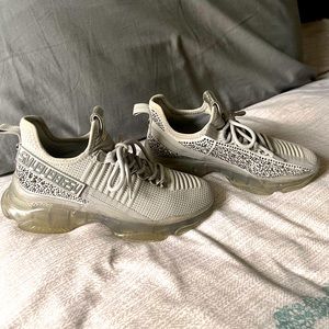 Steve Madden Bling Maxima running shoes